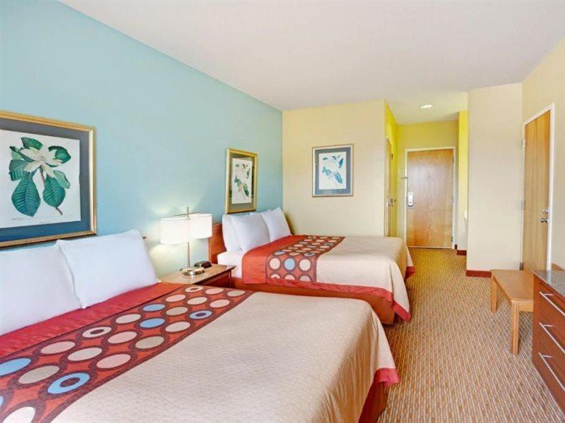 Super 8 By Wyndham Salisbury Hotel Buitenkant foto