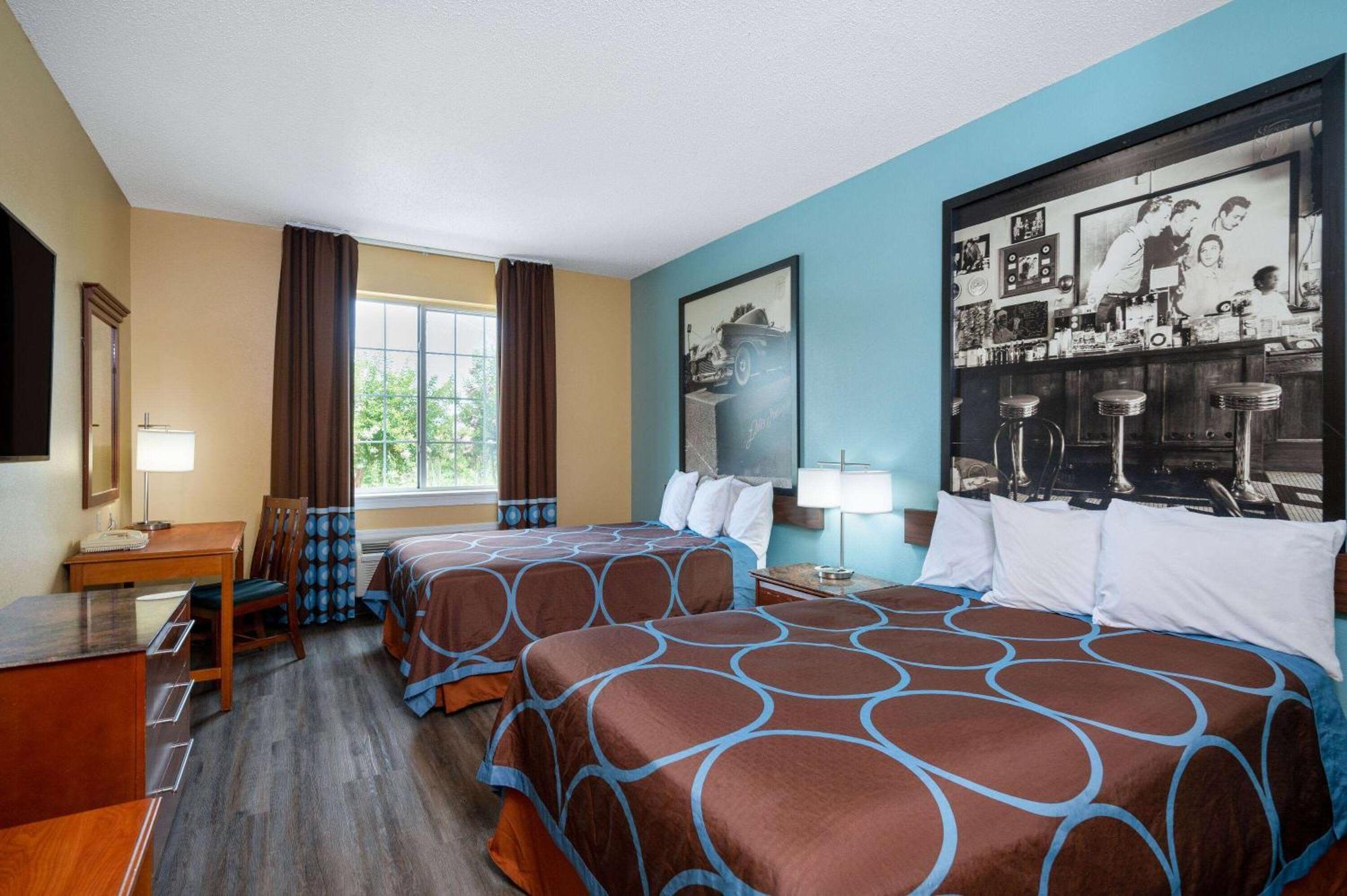 Super 8 By Wyndham Salisbury Hotel Buitenkant foto